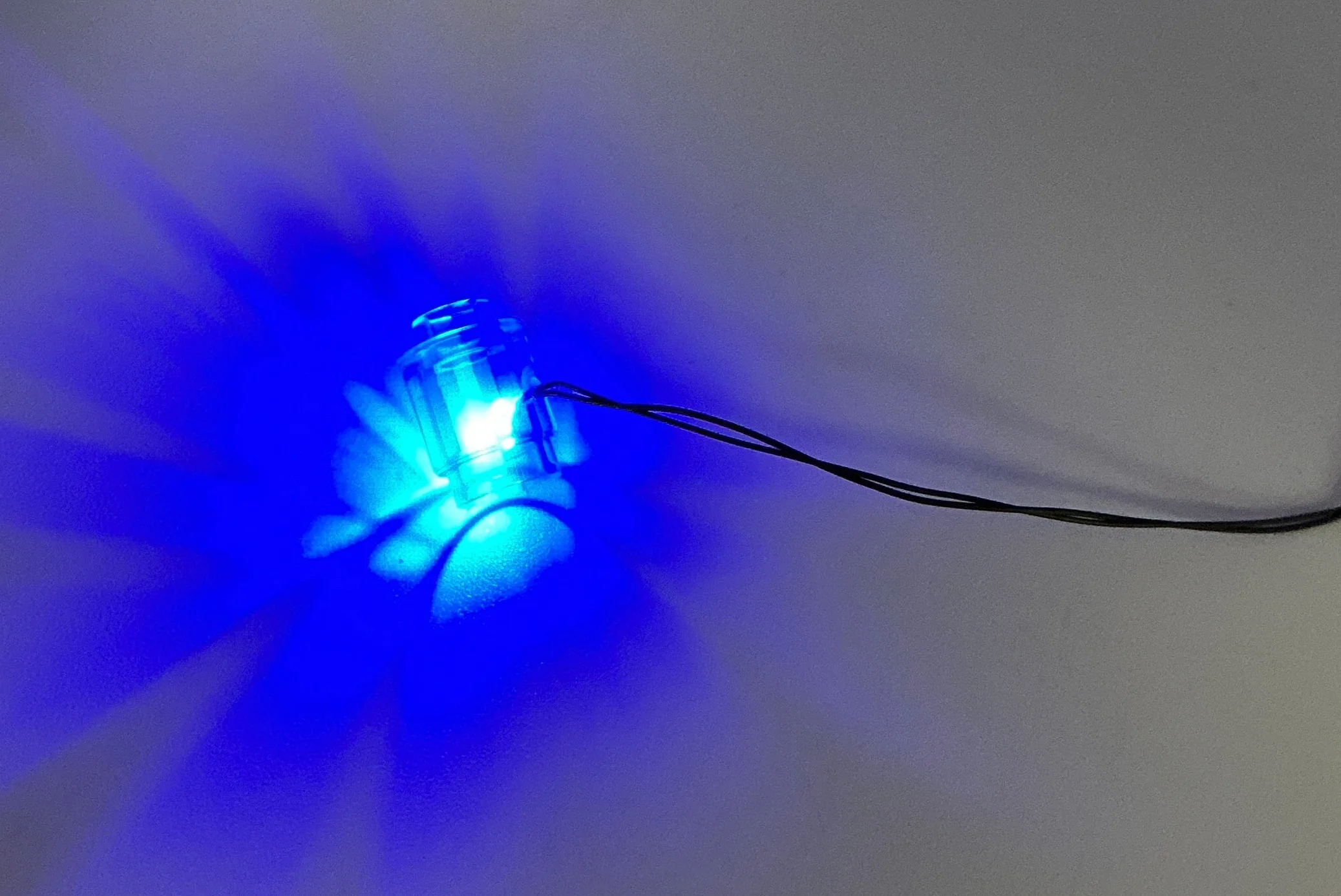 1x1 LED Light-up Round Brick, Battery Operated, LS1x1RB - Image 3