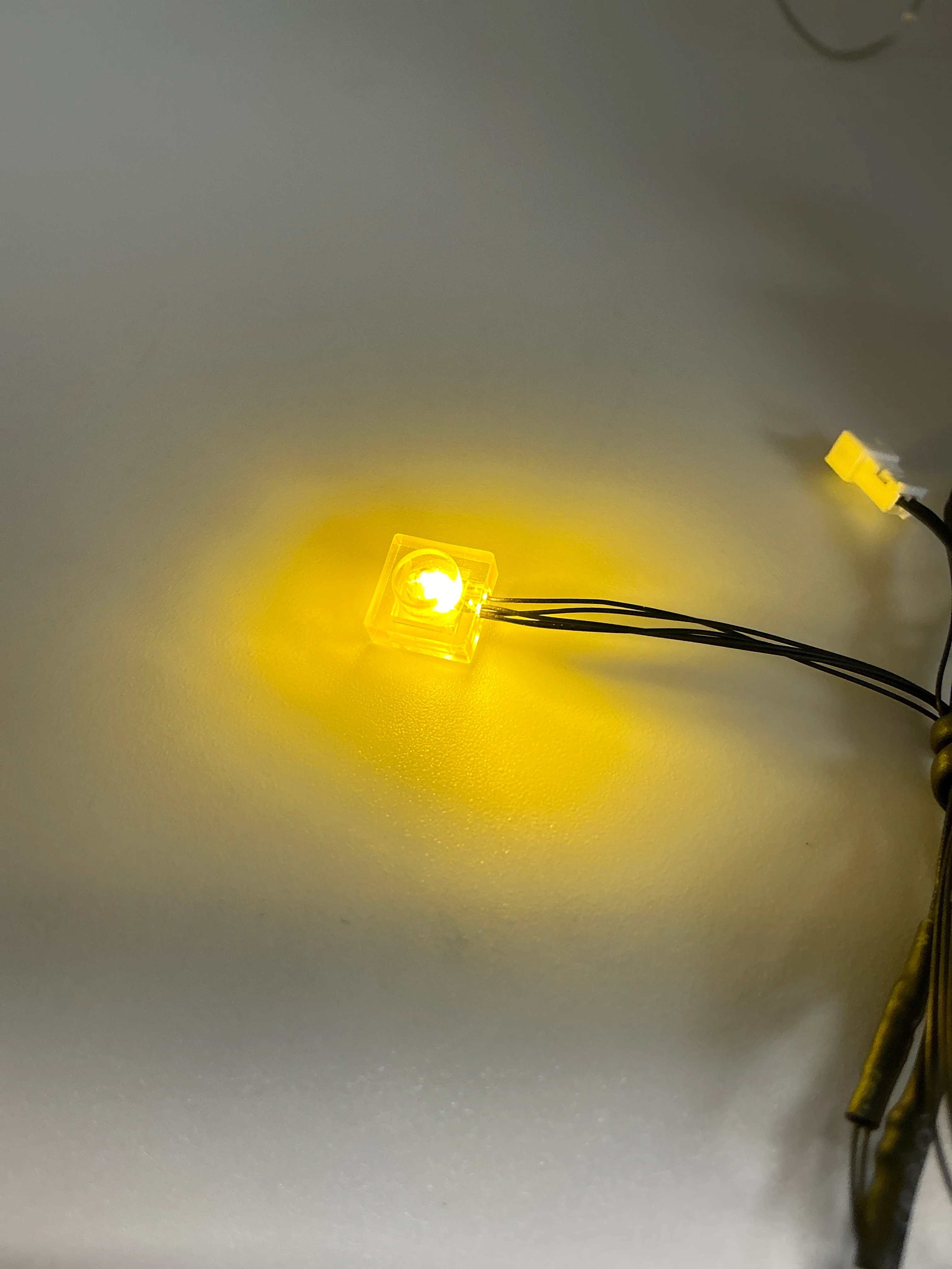 1x1 Light-Up Plate, DIY System, Reconnectable, LS1x1-LA - Image 4