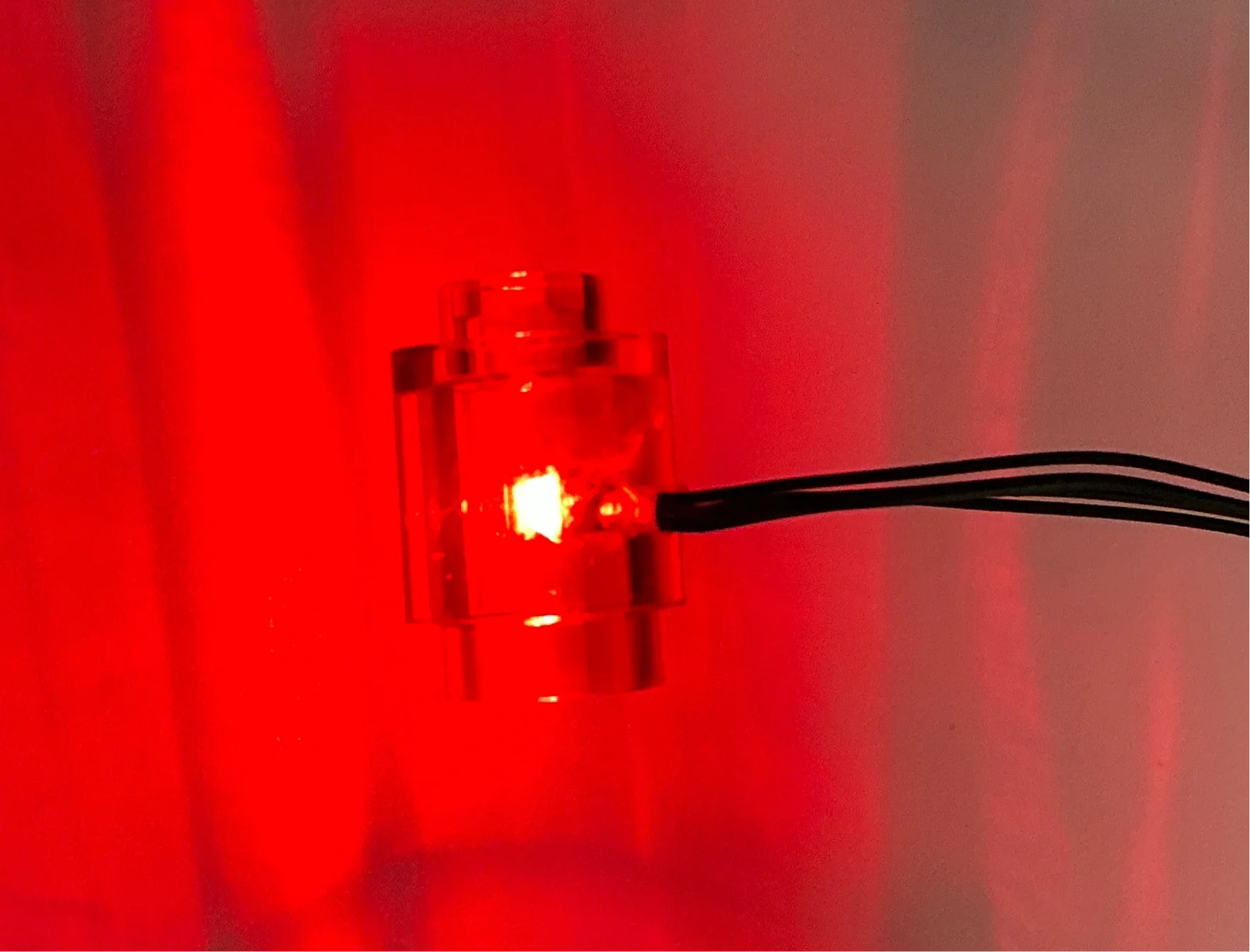 1x1 Light-Up Round Brick, DIY System, Reconnectable, LS1x1R-LA - Image 4