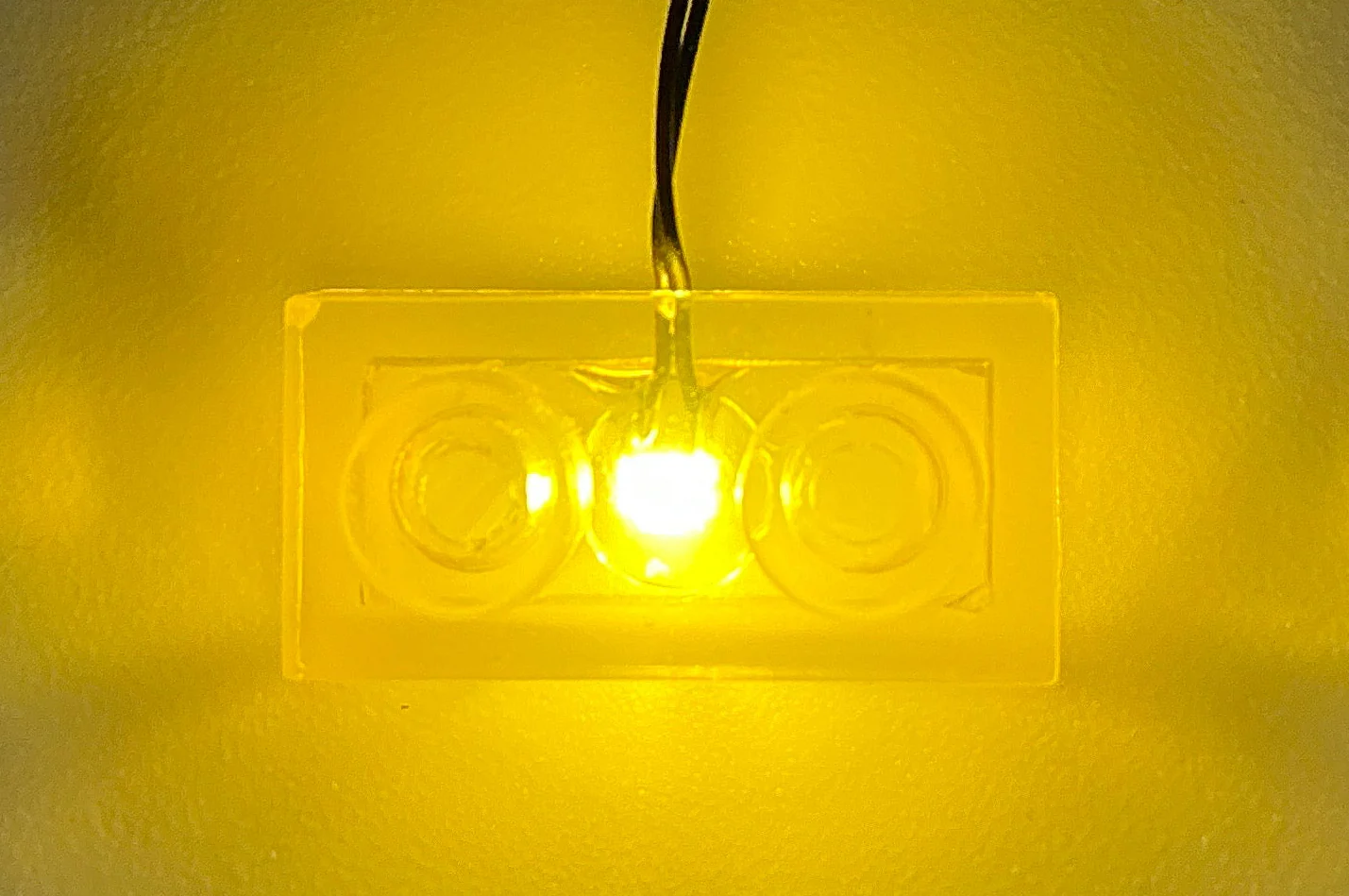 1x2 LED Light-up Plate, Battery Operated, LS1x2PB - Image 3