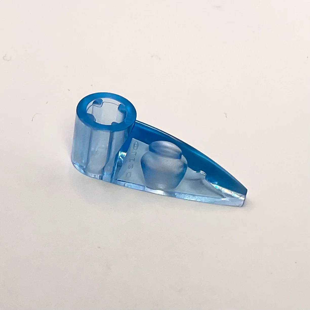 Bionicle 1x3 Tooth with Axle Hole, Part# x346 - Image 10