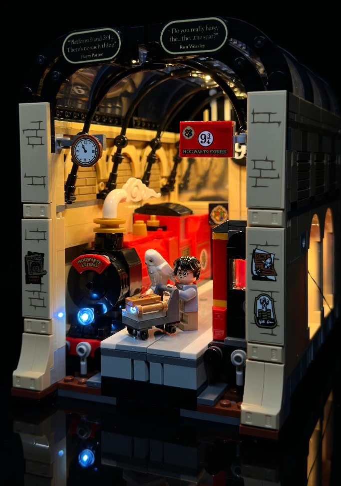 Book Nook: Hogwarts Express 76450 Custom Lighting Kit for LEGO® Set