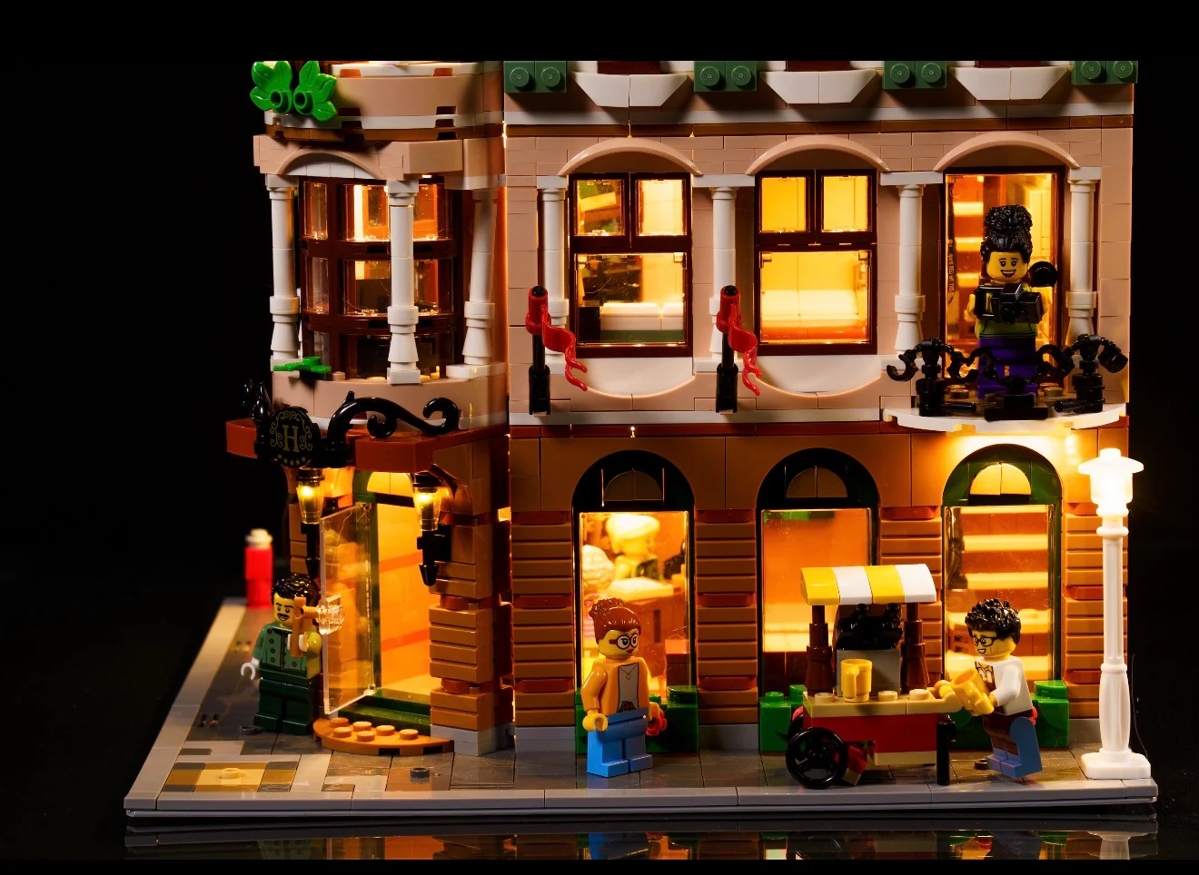 Boutique Hotel 10297 Custom Lighting Kit for LEGO® Set - Image 7