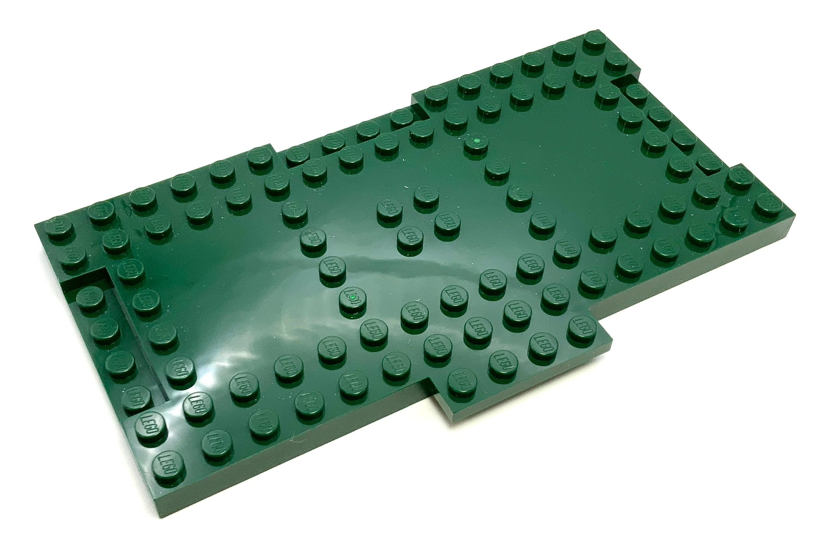 Brick, Modified 8x16x2/3 with 1x4 Indentations and 1x4 Plate, Part# 18922 - Image 4