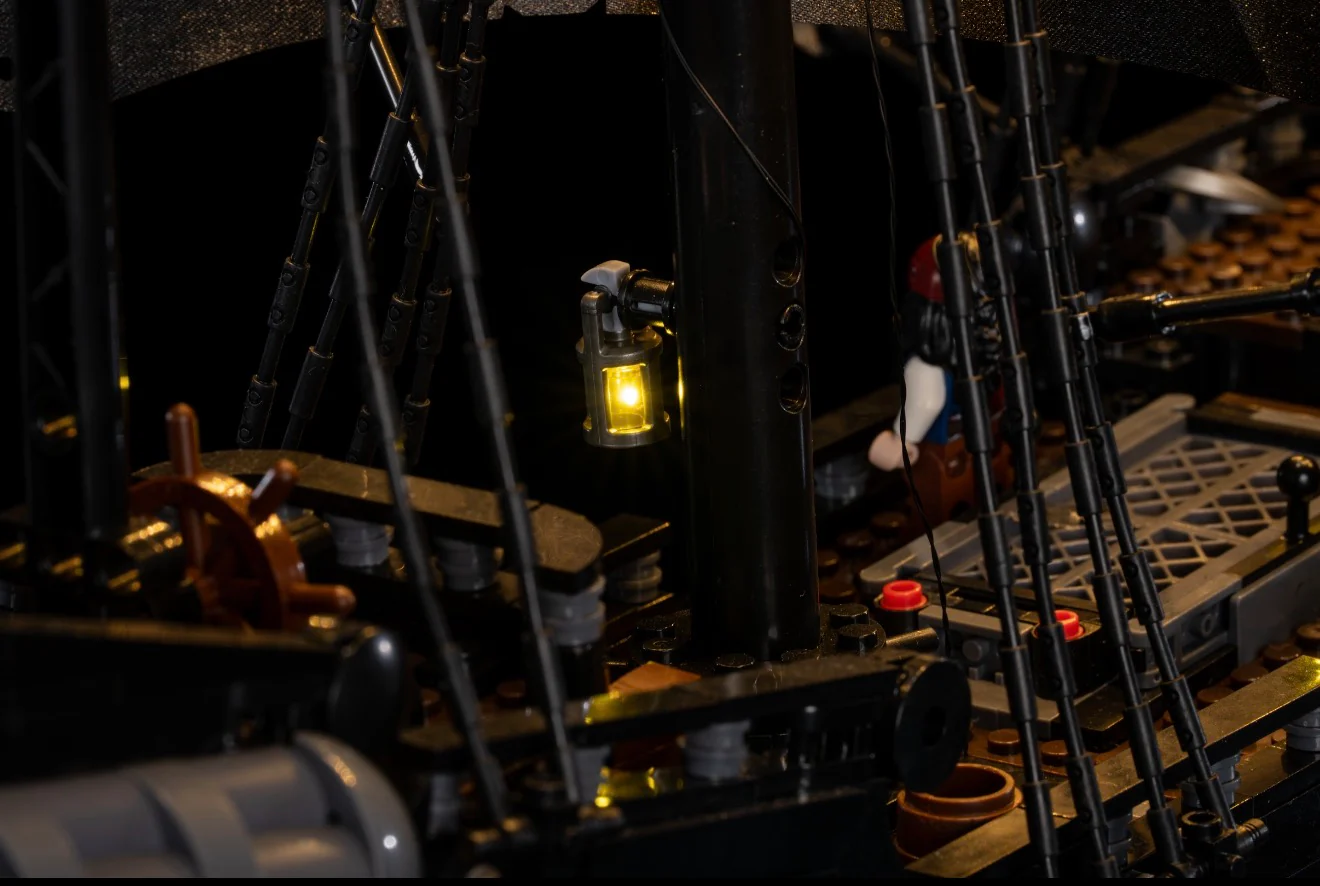 Captain Jack Sparrow's Pirate Ship 10365 Custom Lighting Kit for LEGO® Set - Image 7
