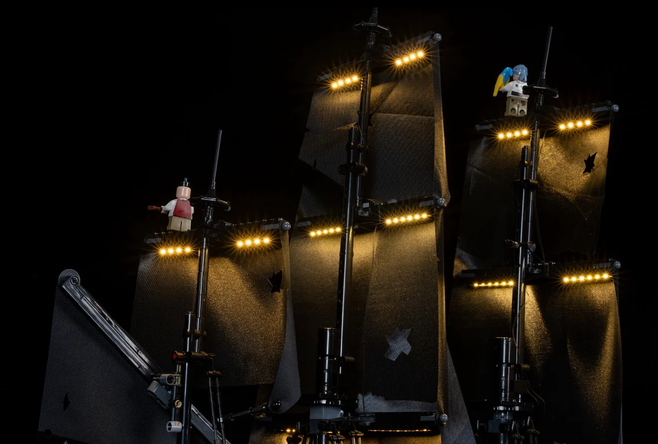Captain Jack Sparrow's Pirate Ship 10365 Custom Lighting Kit for LEGO® Set - Image 8