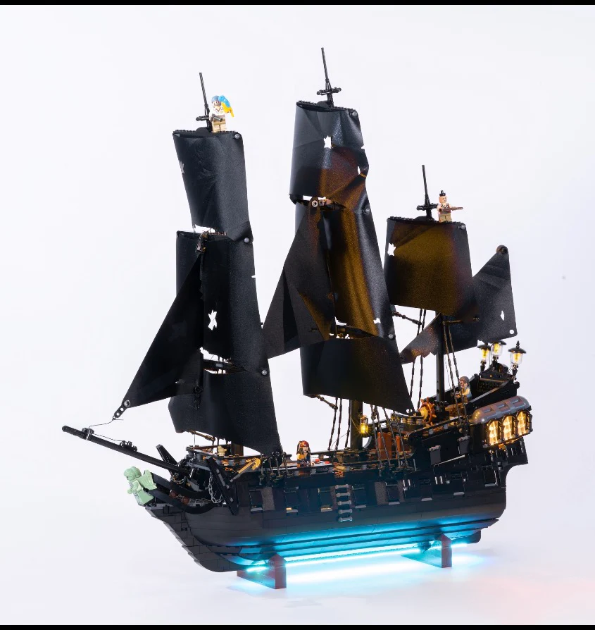 Captain Jack Sparrow's Pirate Ship 10365 Custom Lighting Kit for LEGO® Set - Image 9