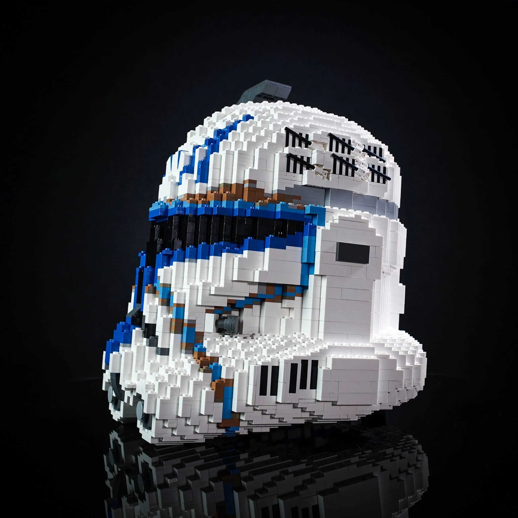 Captain Rex's Life-Sized Helmet - Image 4