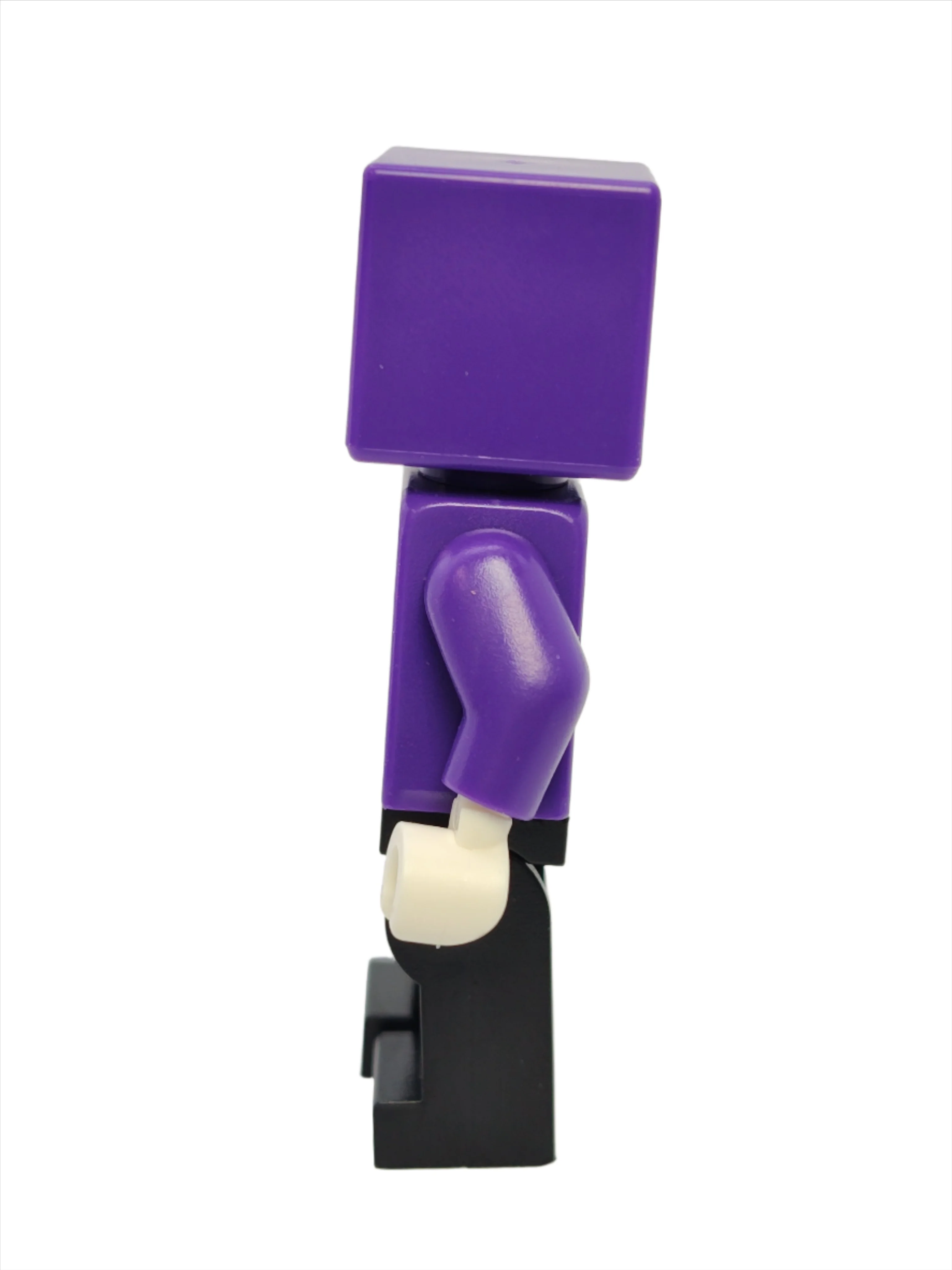 Crystal Knight, min155 - Image 2