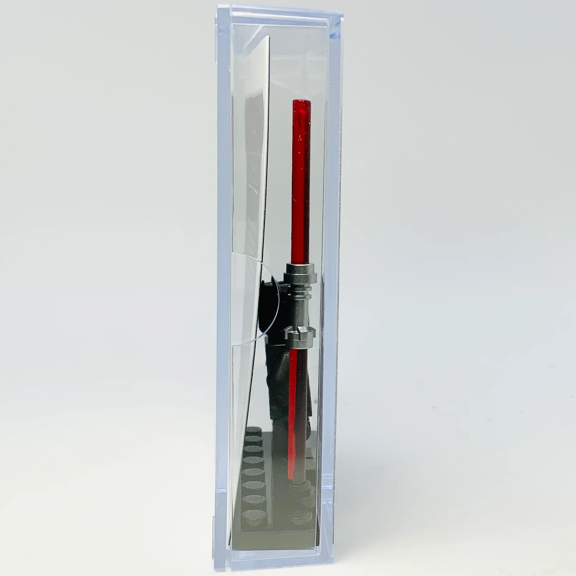 Darth Maul with Trading Card & Collector’s Case - Image 2