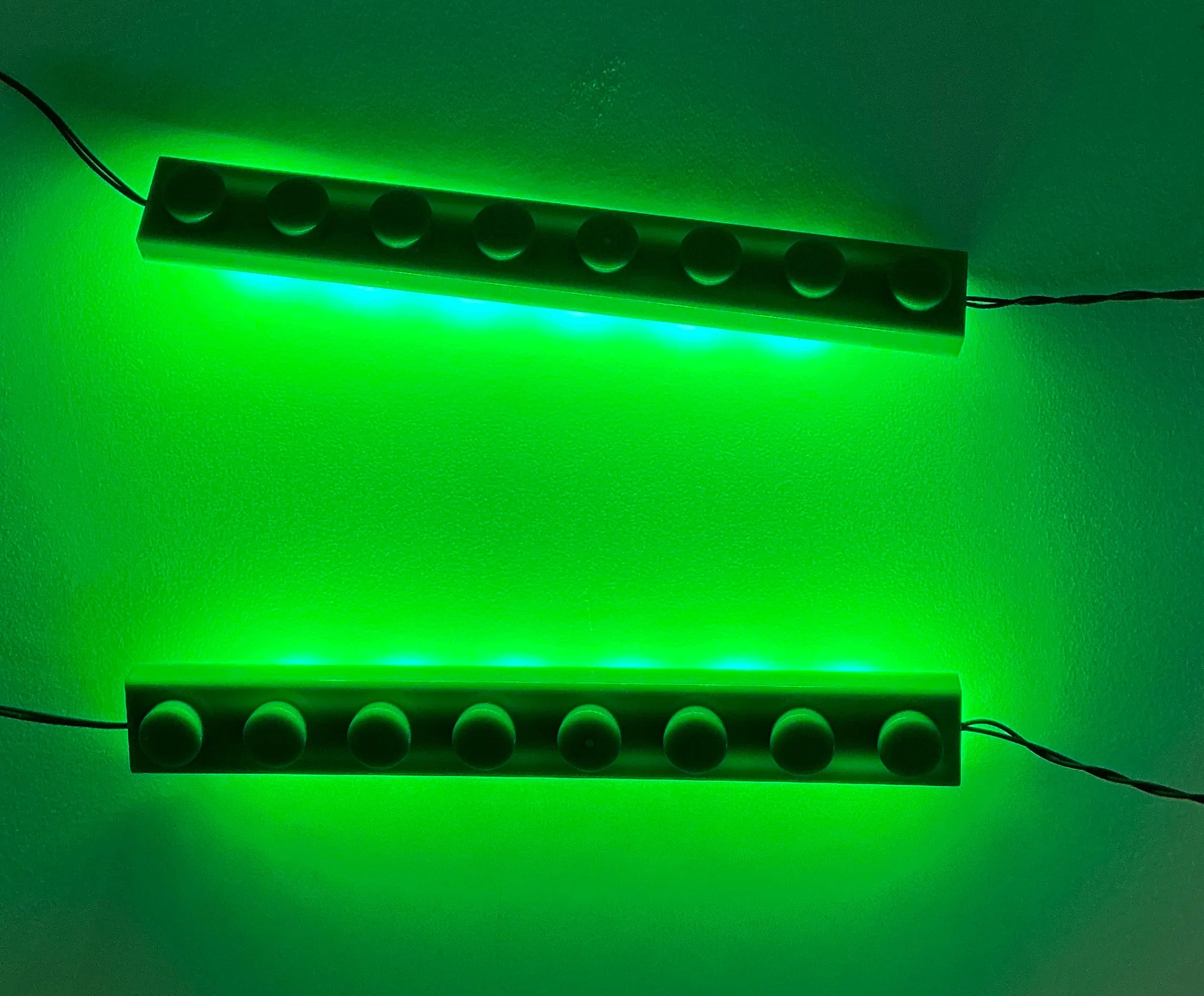 Double 1x8 LED Light Up Plates, DIY System, Reconnectable, LB1x8C2-LA - Image 7