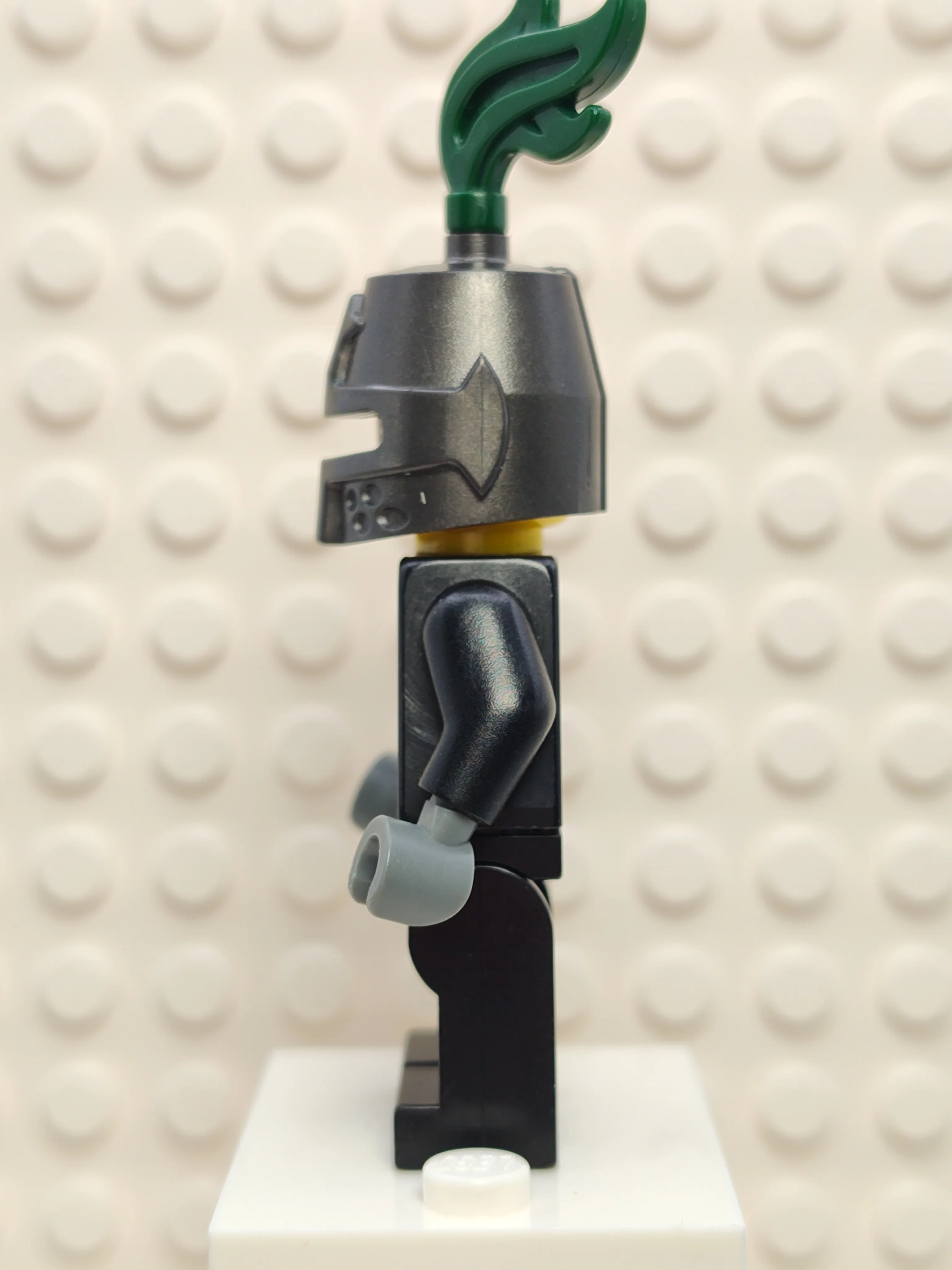 Dragon Knight Scale Mail with Chains, cas493 - Image 2