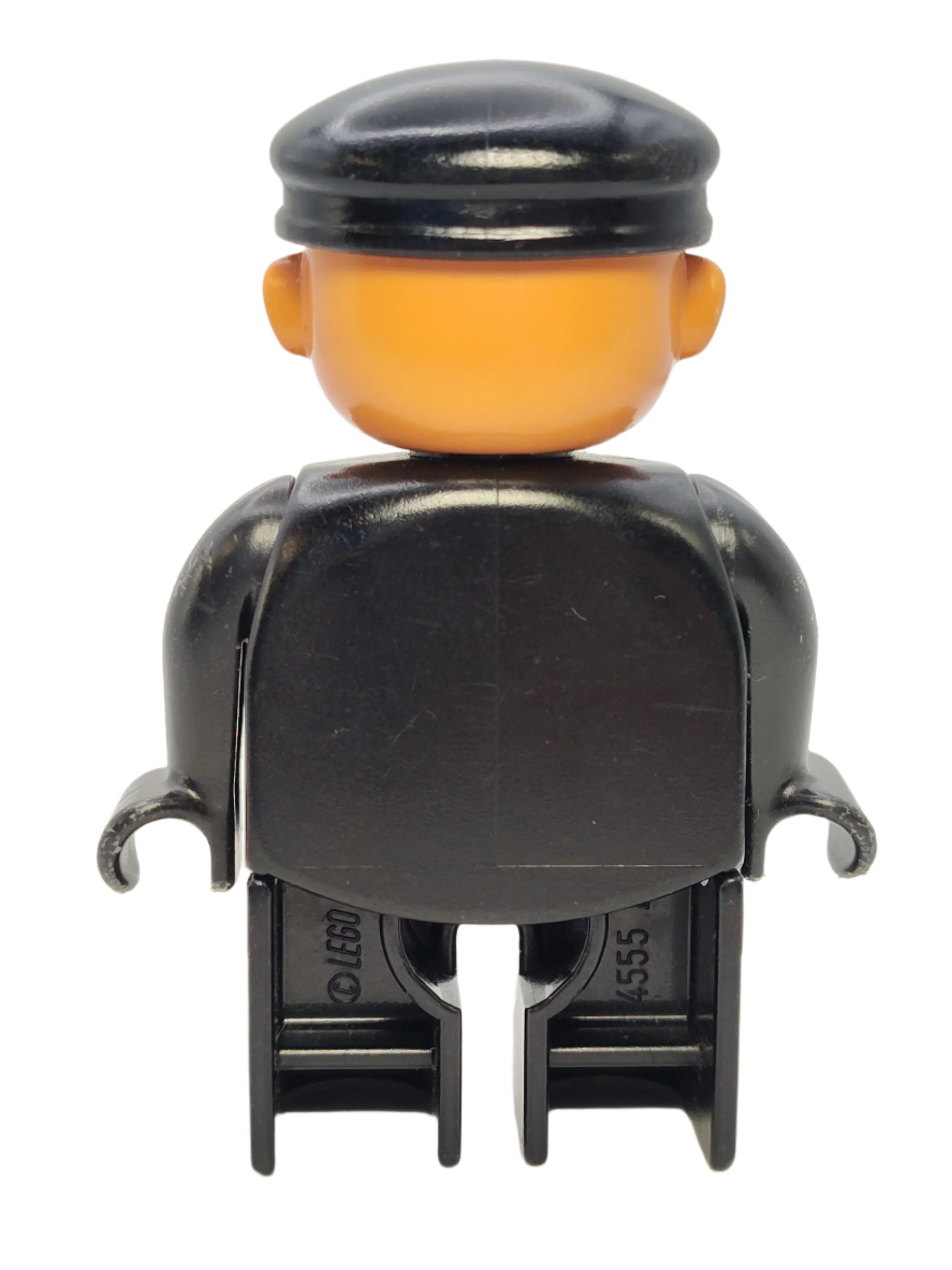 Duplo Figure Train Engineer - Black Top with 4 Yellow Buttons and Red Tie, 4555pb075 - Image 3