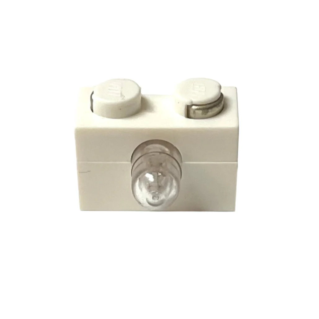 Electric Light Brick 1x2 with Lamp on Side (6034/6035), Part# 6035c01