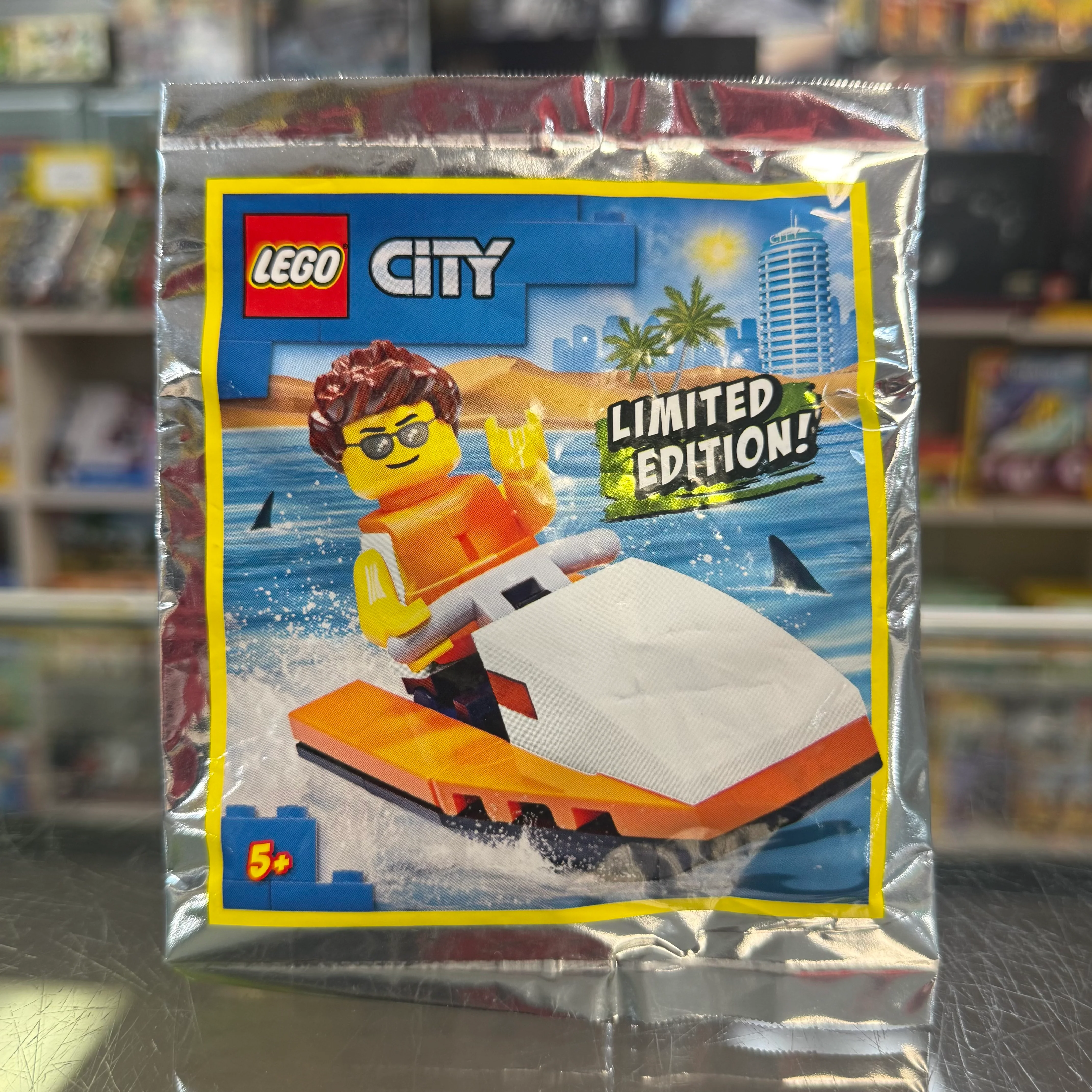 Guy on Water Scooter foil pack, 952008