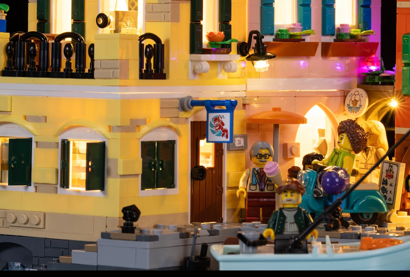 Italian Riviera 21359 Custom Lighting Kit for LEGO® Set - Image 4