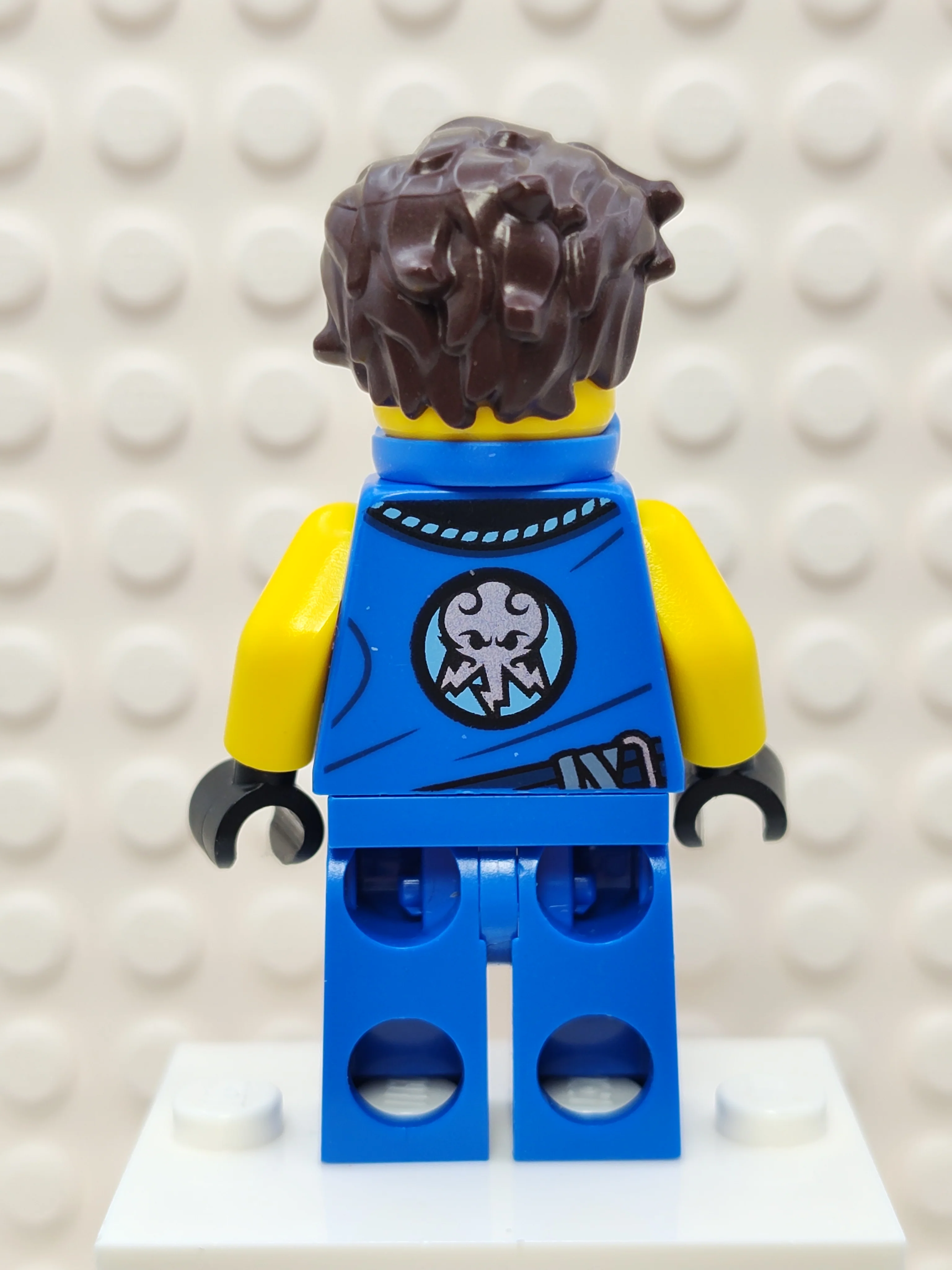 Jay - Legacy, Ninjago Logogram 'MANTER' on Torso, njo0576 - LEGO® Ninjago Minifigure - Image 3