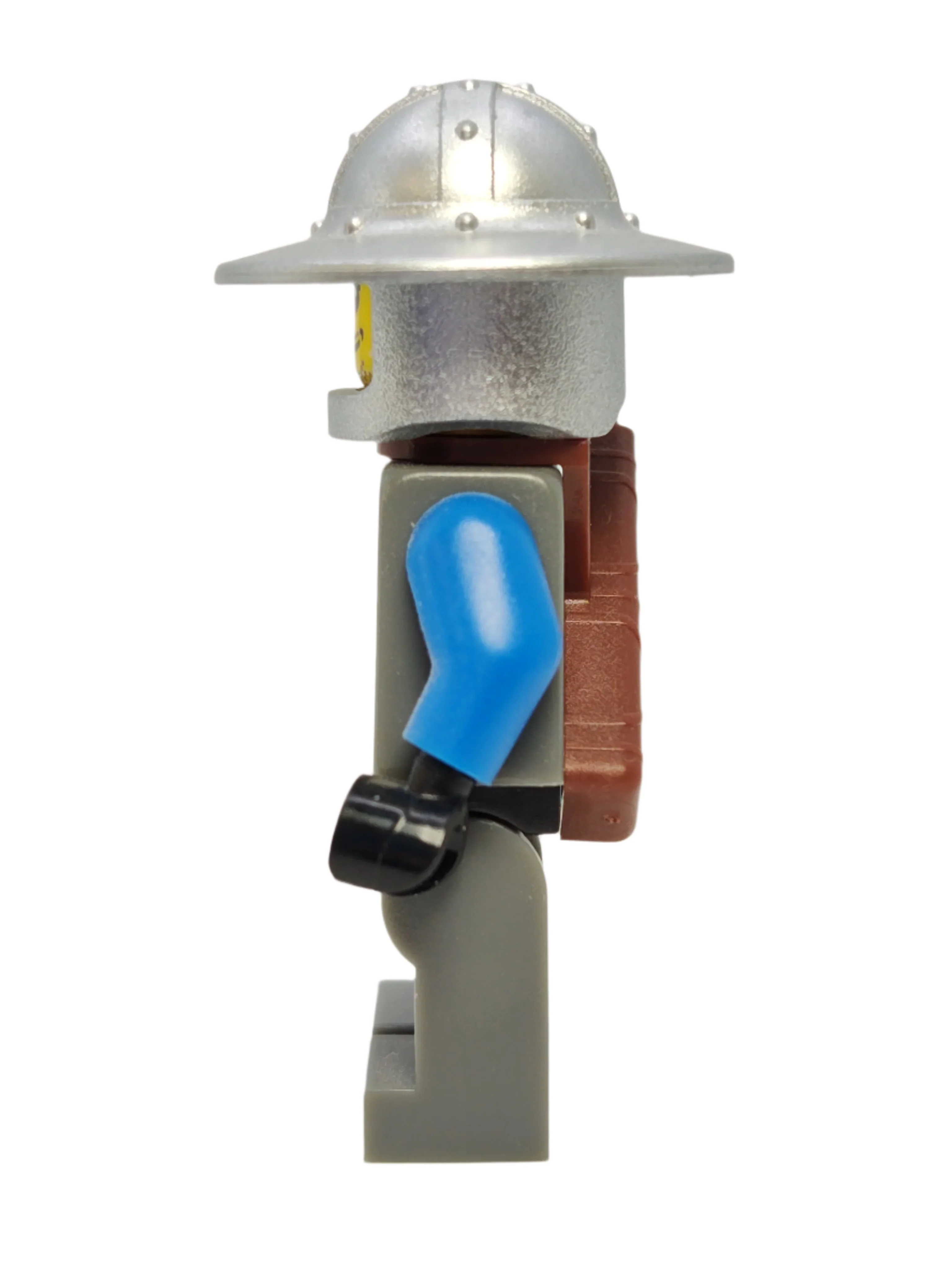 King's Knight Scale Mail with Smirk and Stubble Beard, cas531 - Image 2