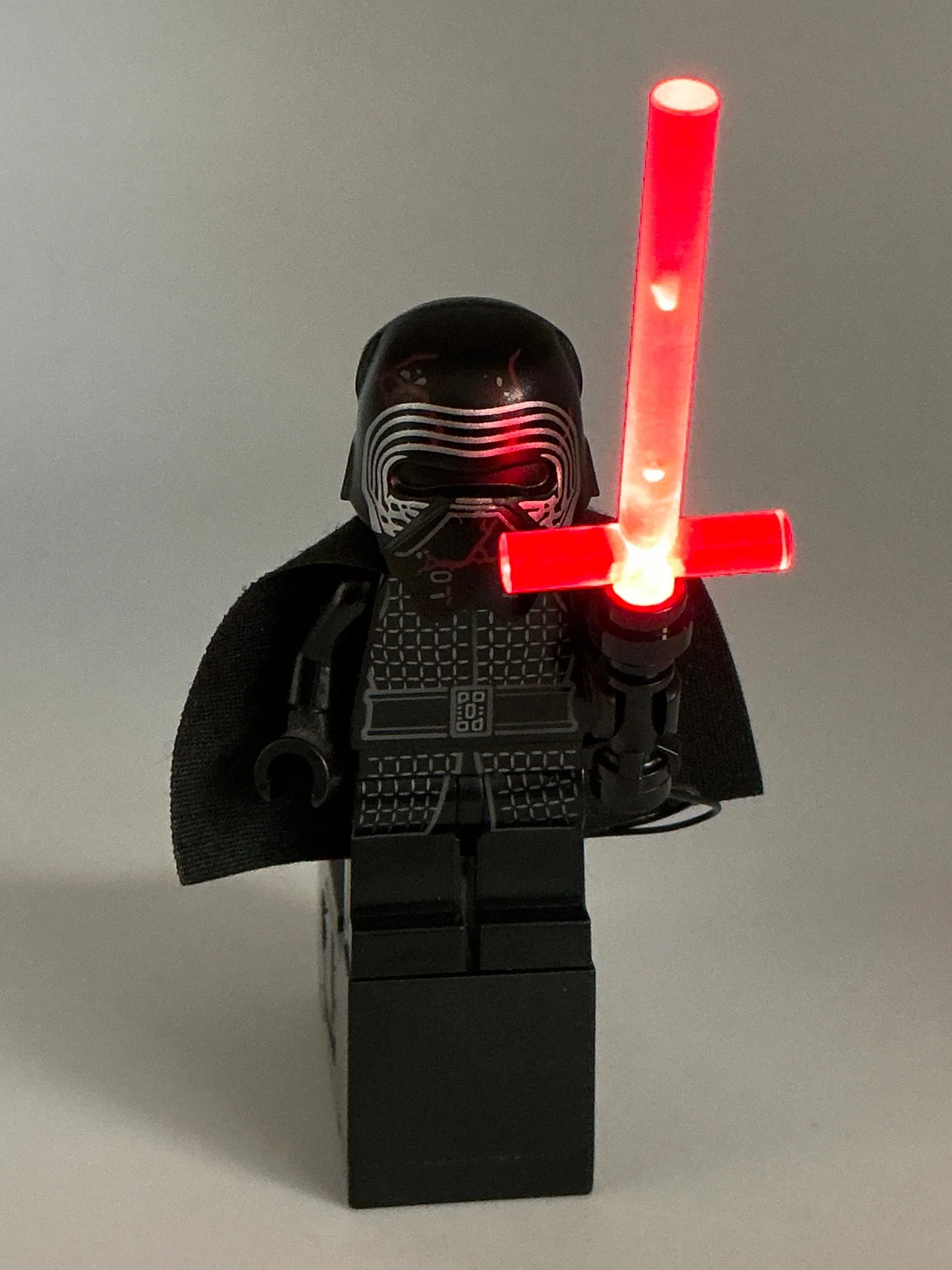 Kylo Ren LED Light-Up Lightsaber, Battery Operated, LSB-KR