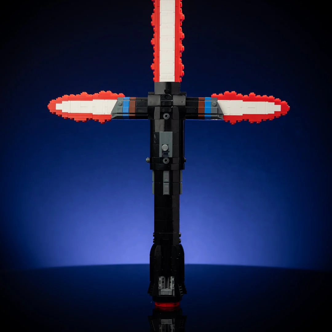 Kylo's Saber Life-Sized Replica - Image 6