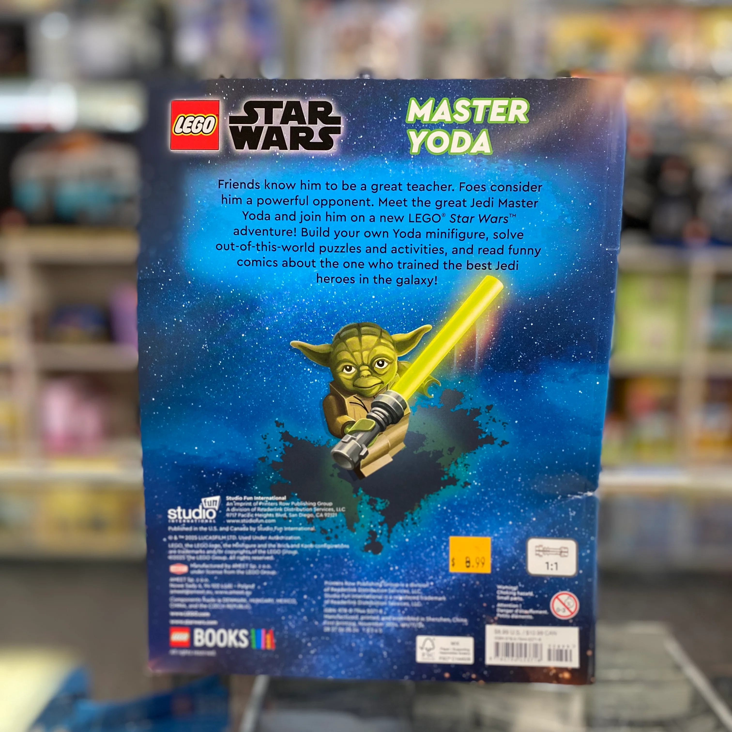 LEGO® Star Wars: Master Yoda (Activity Book with Minifigure) - Image 2
