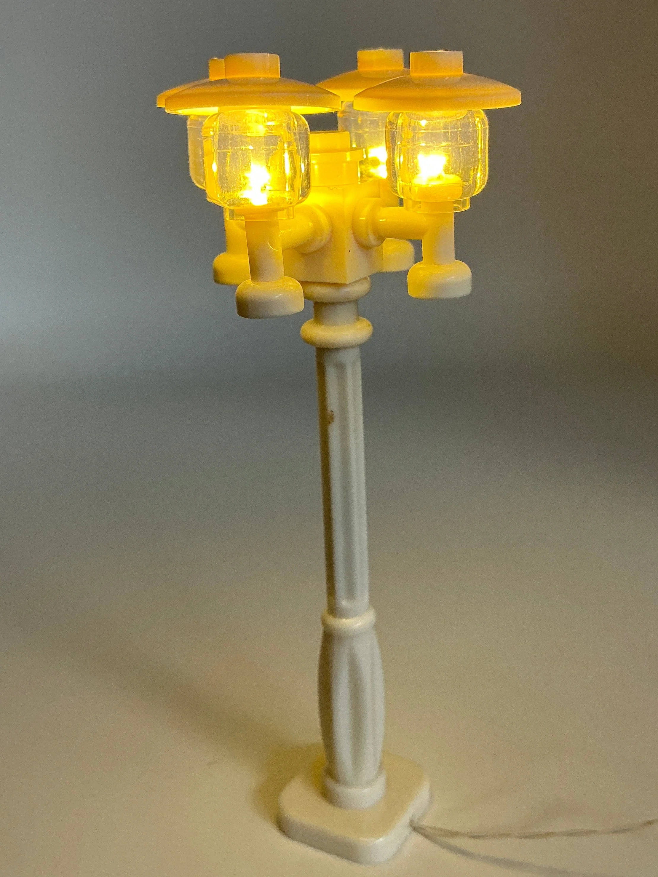 Light-Up White Quad Lamp Post, DIY System, ACCQH