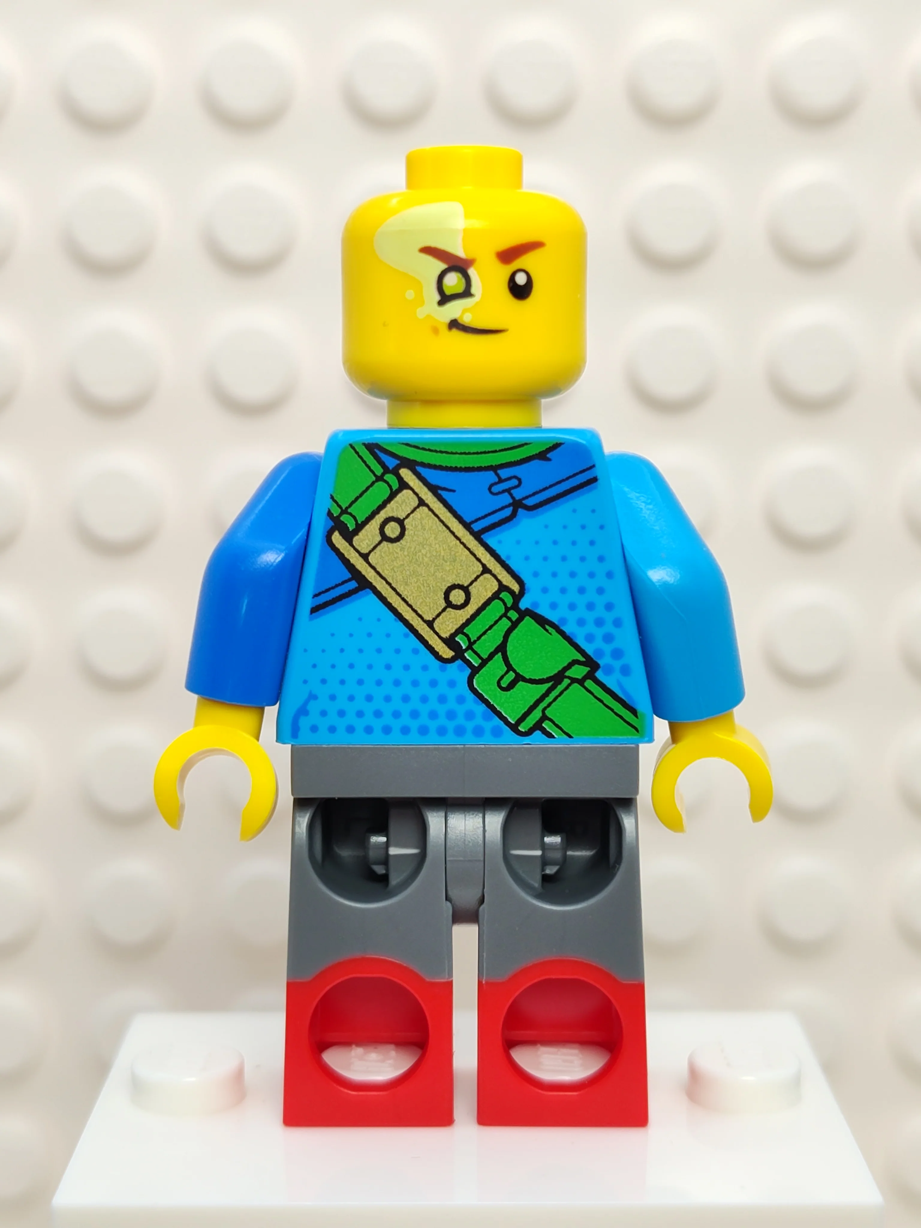 Mateo - Red Backpack, drm016 - LEGO® DREAMZzz Minifigure - Image 4