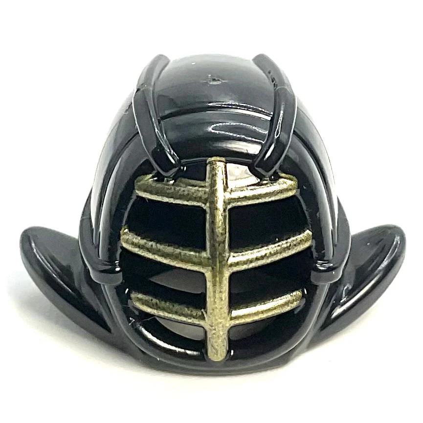 Minifigure, Headgear Helmet Ninjago Kendo with Gold Grille Mask Pattern, Part# 98130pb05
