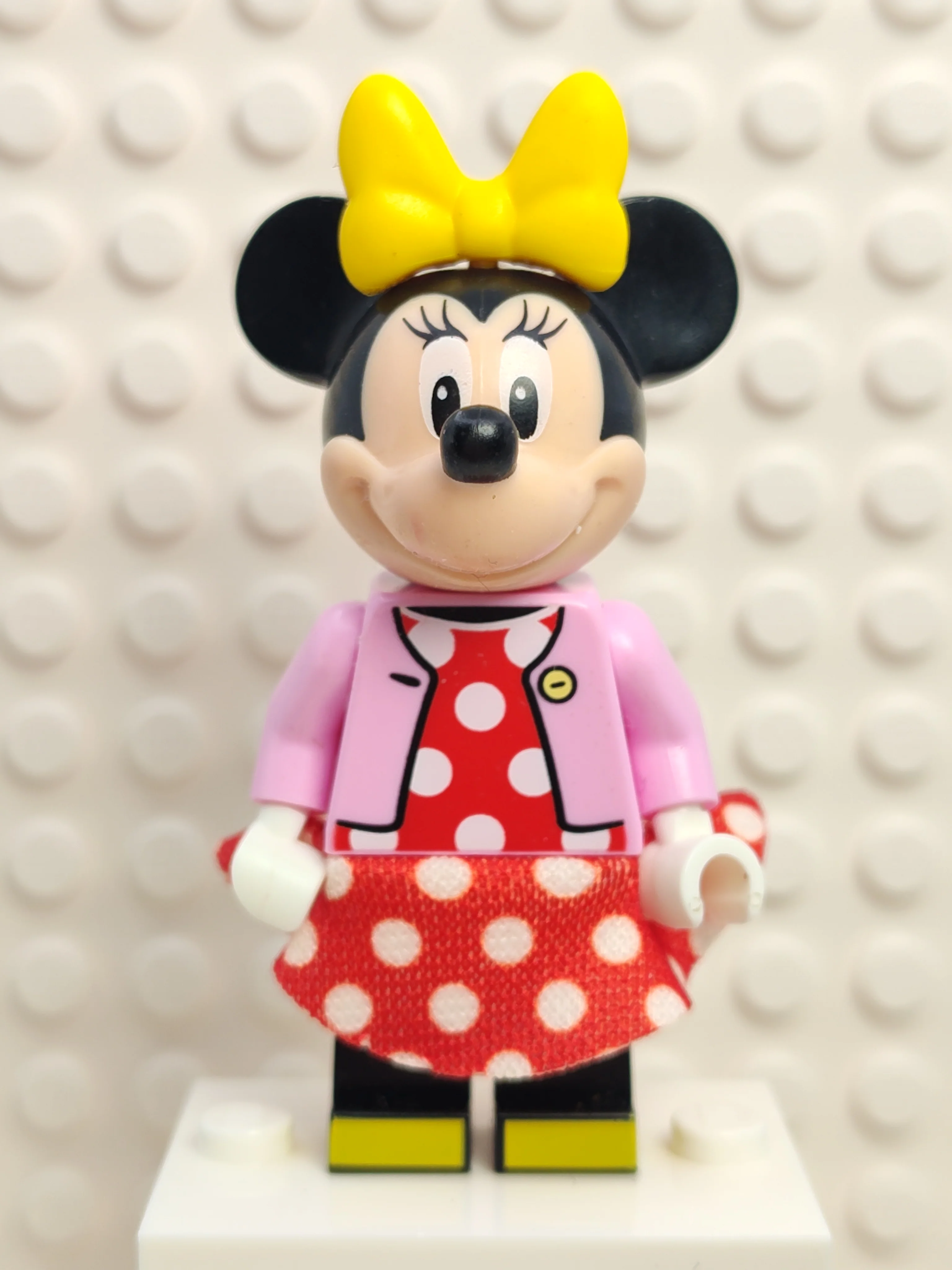 Minnie Mouse - Bright Pink Jacket and Yellow Bow, dis089, LEGO® Disney Minifigure