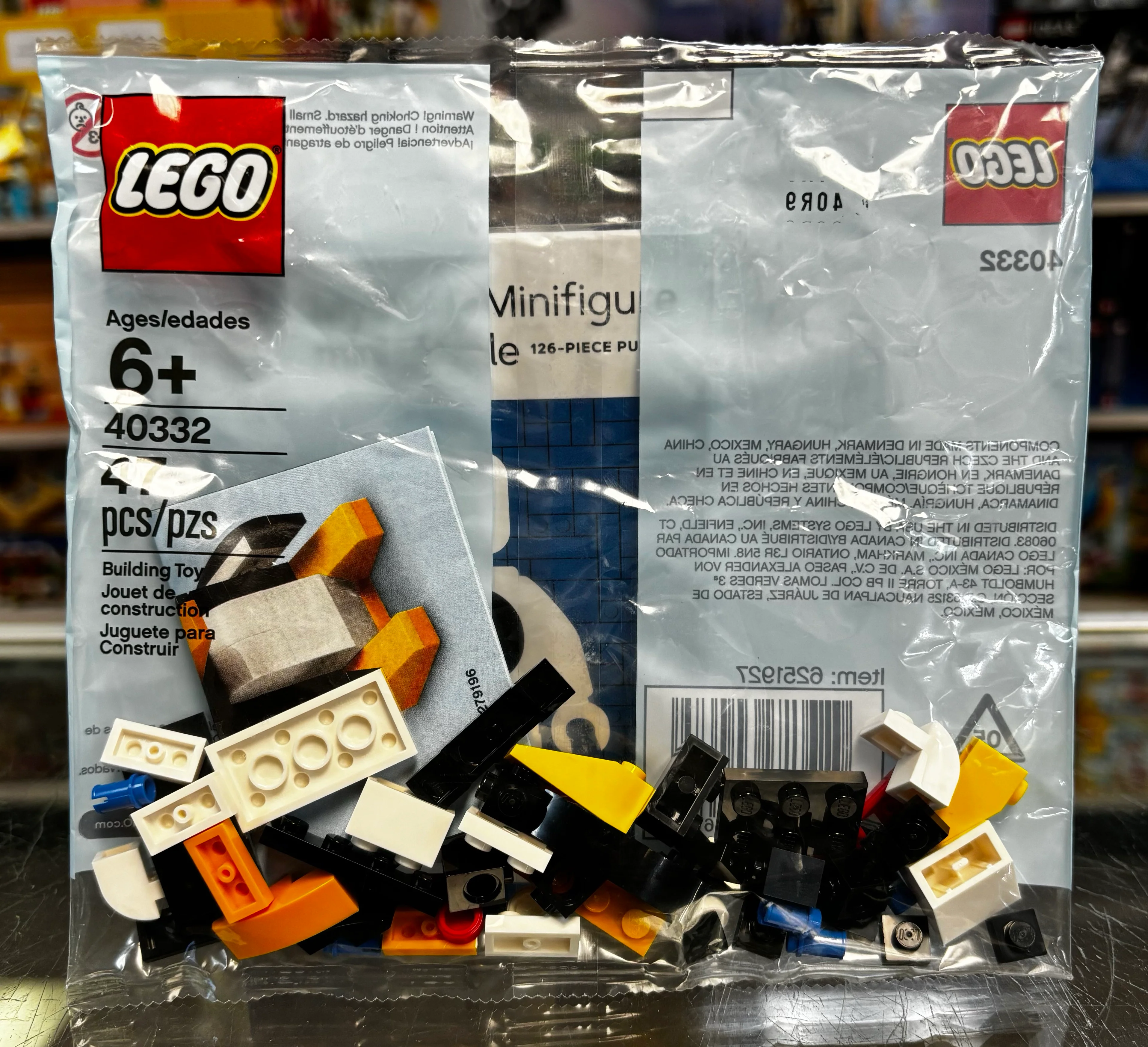 Monthly Mini Model Build Set - 2019 12 December, Penguin polybag, 40332