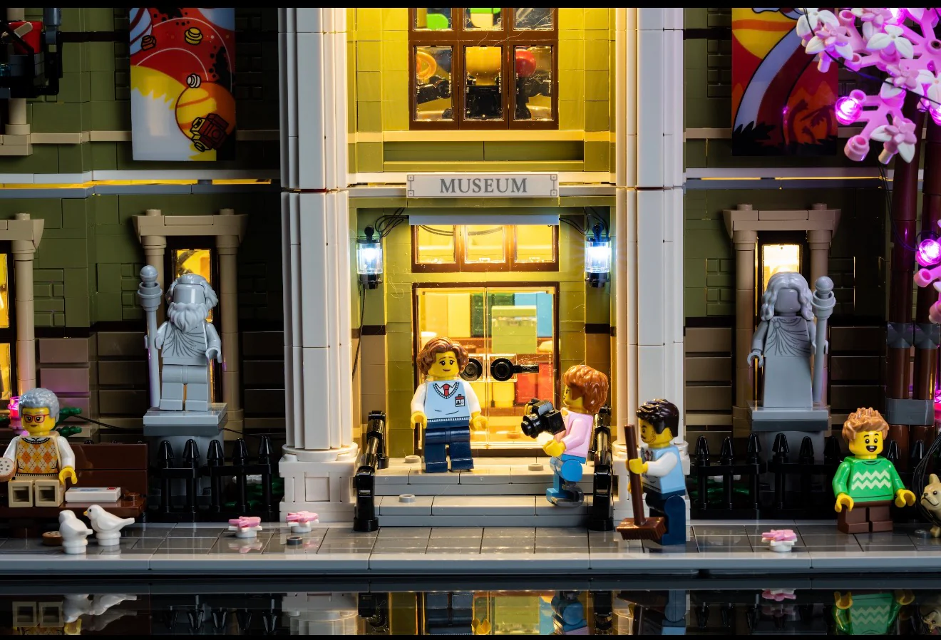 Natural History Museum 10326 Custom Lighting Kit for LEGO® Set - Image 9