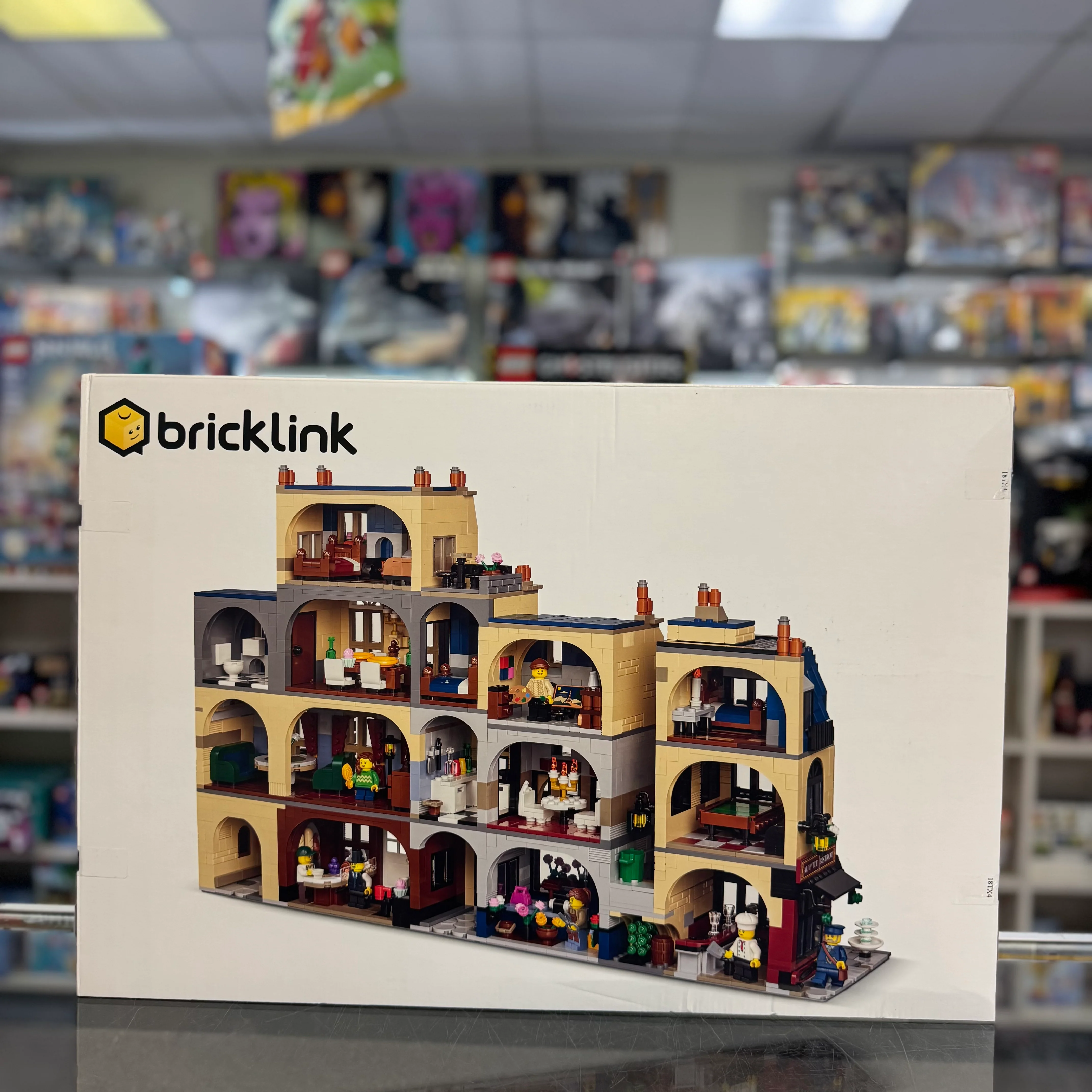 Parisian Street, 910032 LEGO® Bricklink Set - Image 2