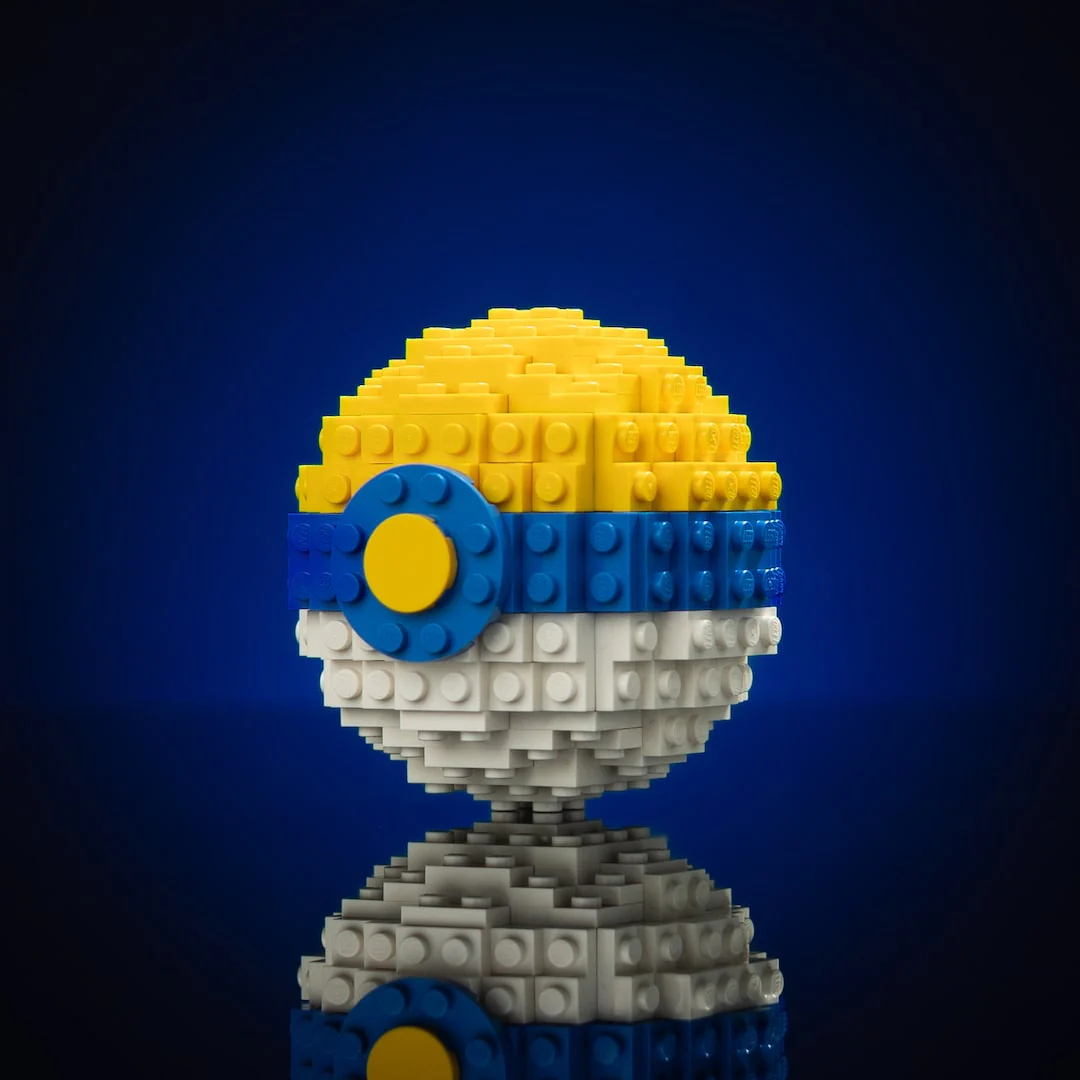 Pocket Sphere Life-Sized Replicas - Image 12
