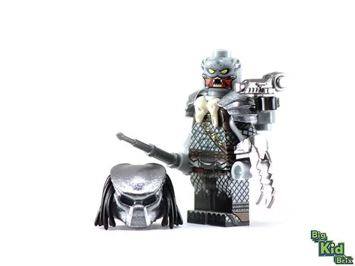 PREDATORY HUNTER V1 Horror Custom Printed Minifigure - Image 2
