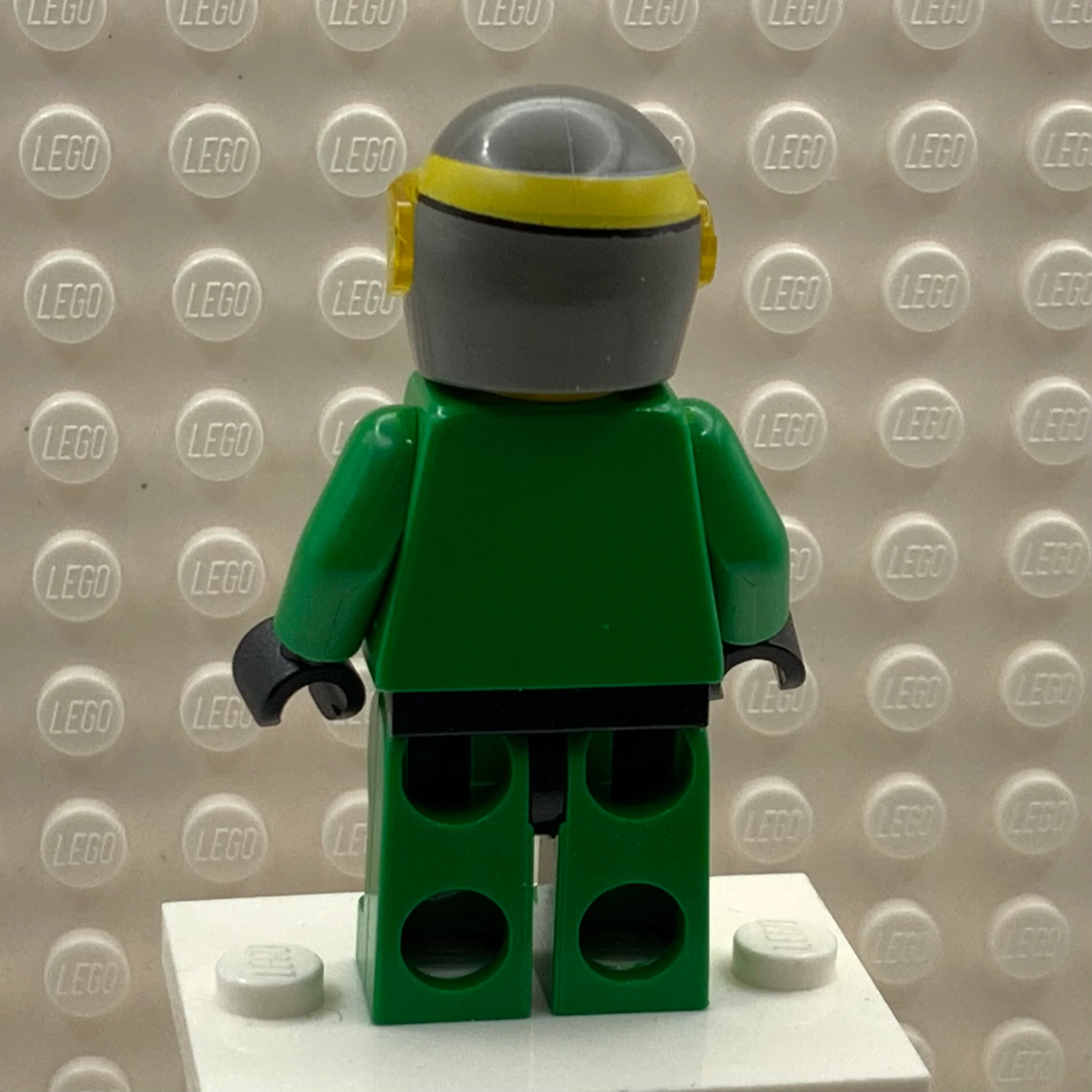 Rebel Pilot A-Wing, Yellow Head, Trans-Yellow Visor, sw0031 - LEGO® Star Wars Minifigure - Image 3