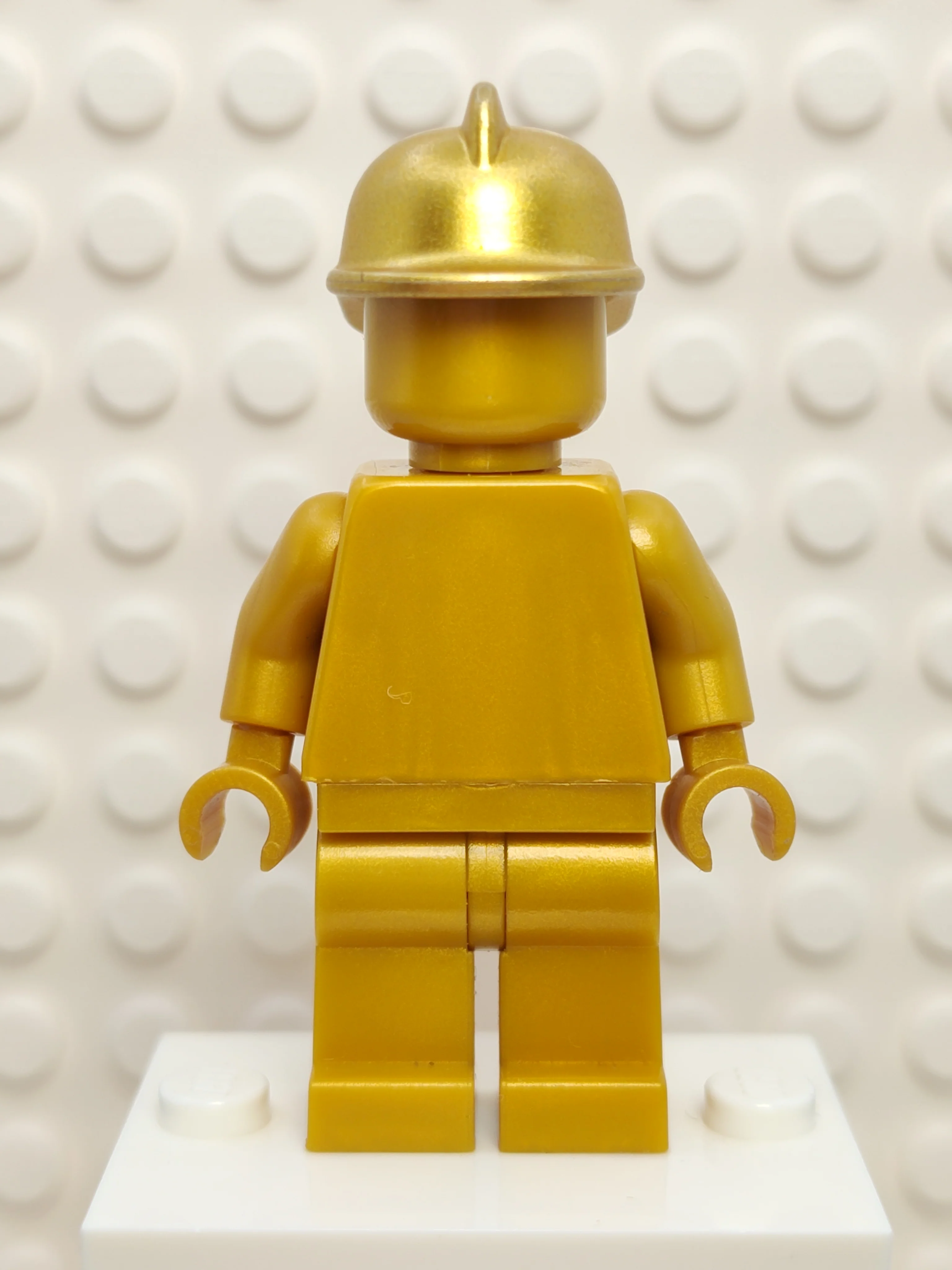 Statue - Pearl Gold, cty0989