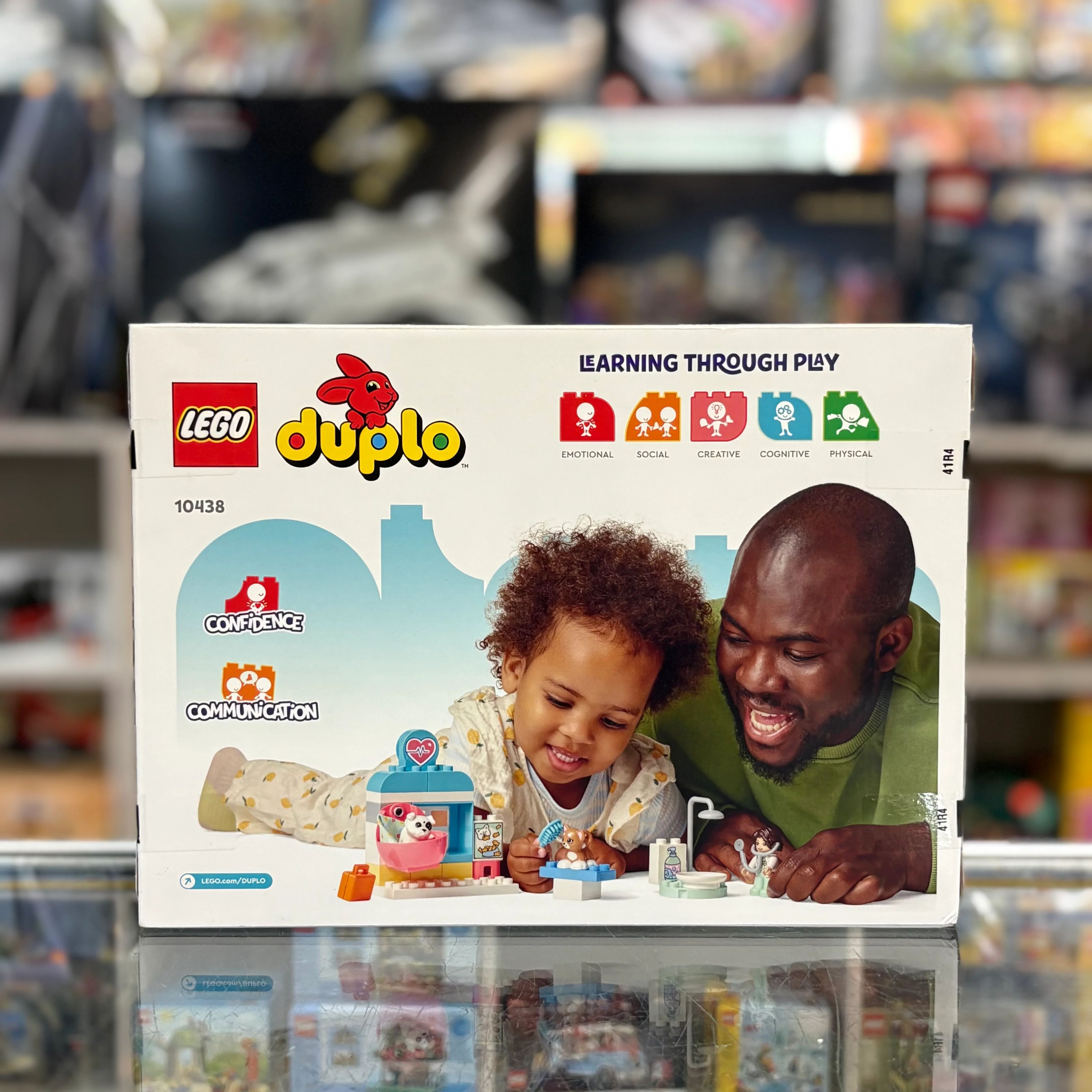 Visit to the Vet Clinic, 10438 - LEGO® Duplo Set - Image 2