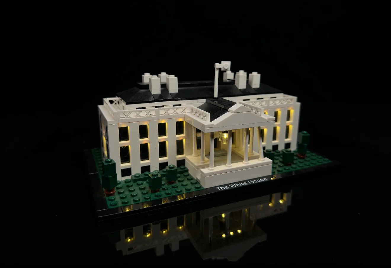 White House 21006 Custom Lighting Kit for LEGO® Set - Image 4