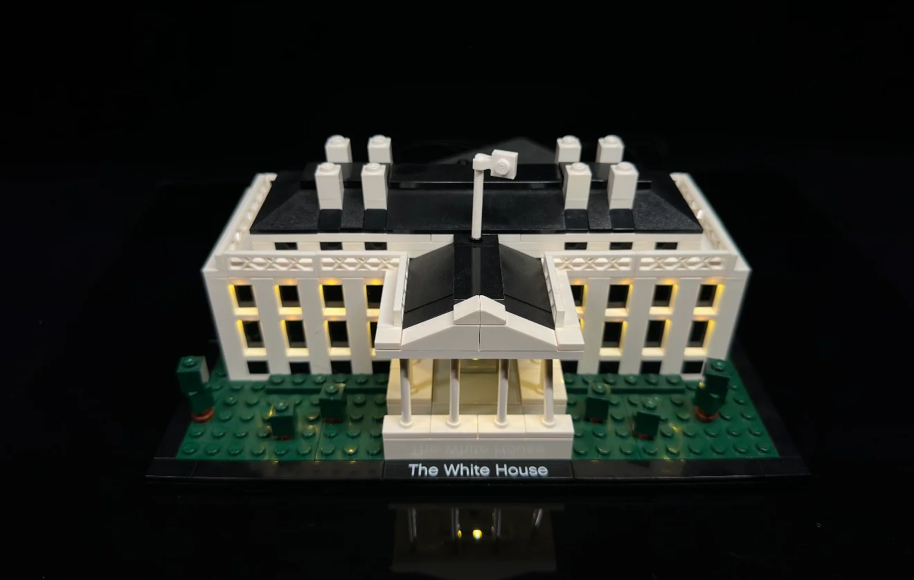 White House 21006 Custom Lighting Kit for LEGO® Set - Image 5