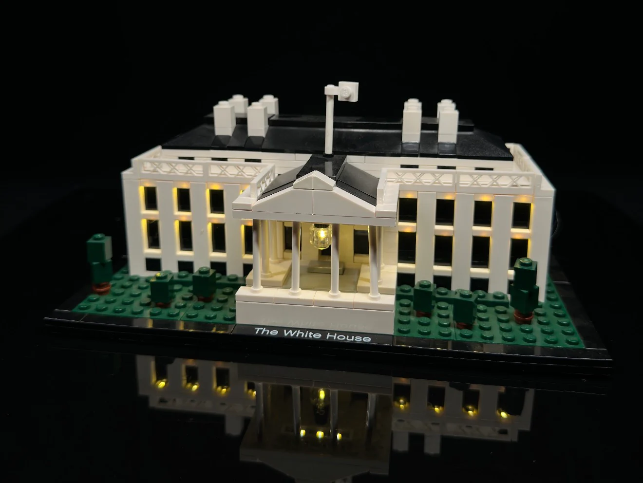 White House 21006 Custom Lighting Kit for LEGO® Set - Image 6